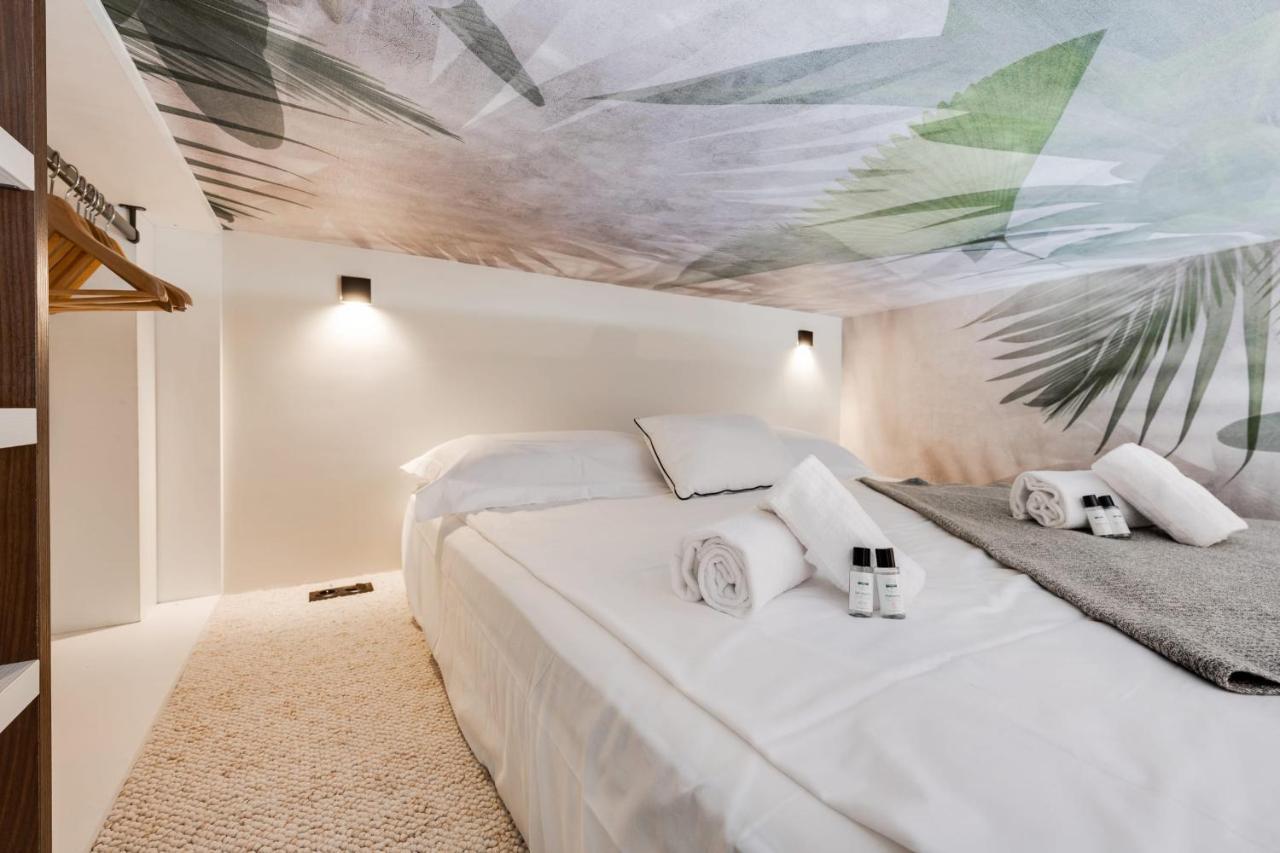 La Petite Suite - T1 In Duplex In The City Center Annecy Eksteriør billede
